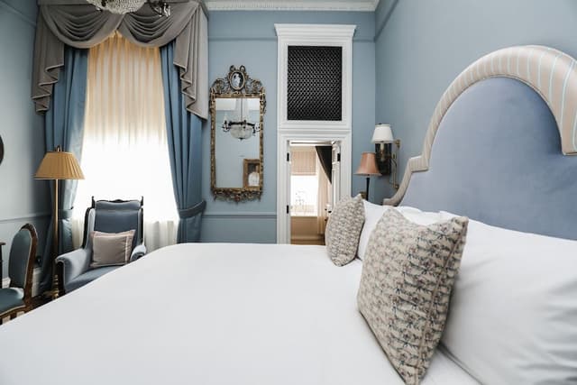 Luxury Double or Twin Room, 1 King Bed, Bathtub