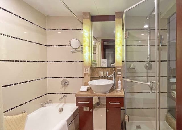 Premier King Room