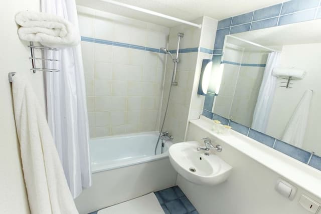 Standard Room, 1 Double Bed (1 Junior Bed up to 10 years)