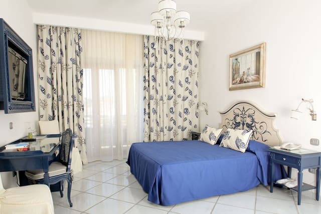 Deluxe Room, 1 Bedroom, Sea View