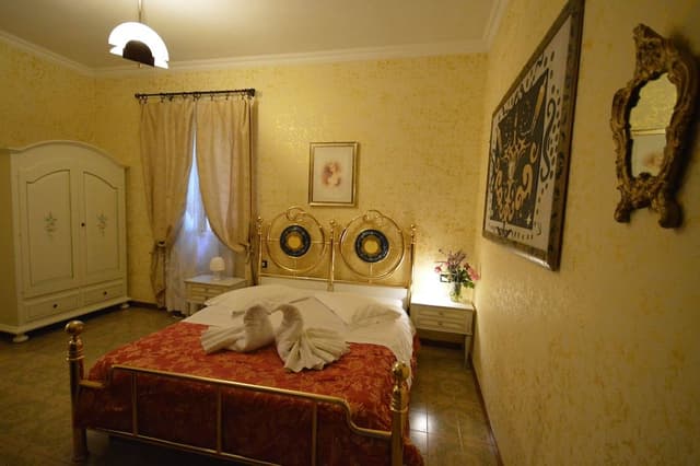Classic Double Room, Private Bathroom