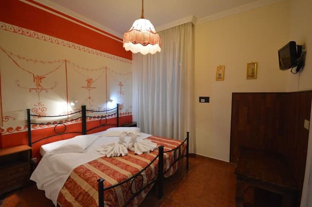 Classic Double Room, Private Bathroom