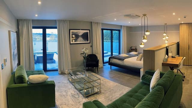 Windermere Suite