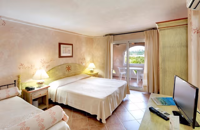 Double or Twin Room with Sea View and Balcony
