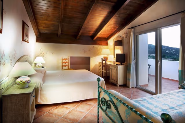 Triple Room with Sea View with balcony