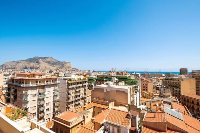 Deluxe Double Room, Balcony