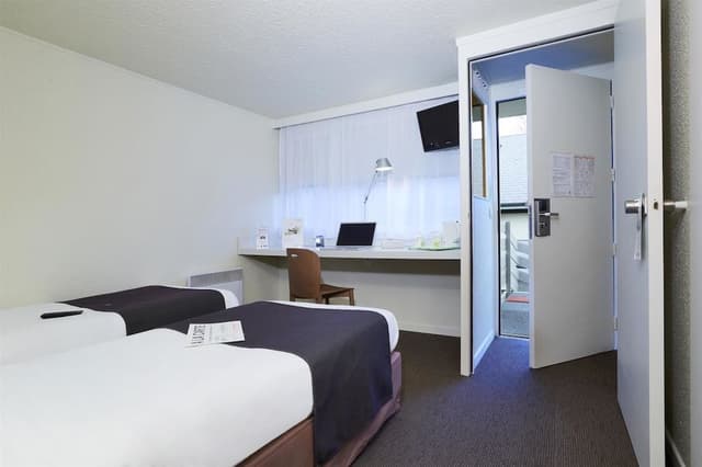 Standard Room, 2 Twin Beds