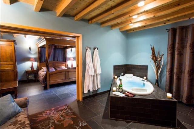 Junior Suite, Jetted Tub (Privilege )