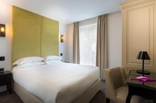 Classic Baronne Eiffel Tower Side View Double Room