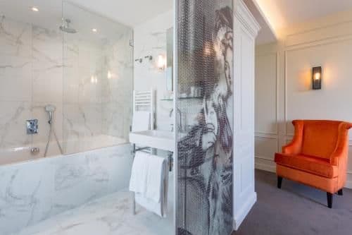 Royal Eiffel Tower Front View Junior Suite