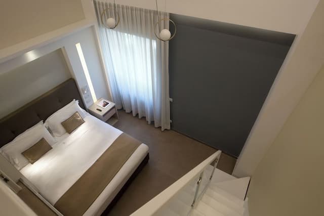 Deluxe Duplex