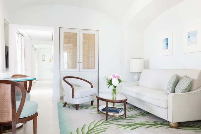 Suite (Prestige)