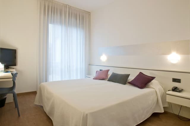 Business Triple Room, Balcony