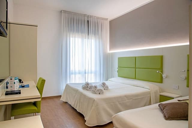 Business Triple Room, Balcony
