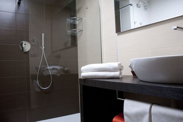 Business Double Room (Large)