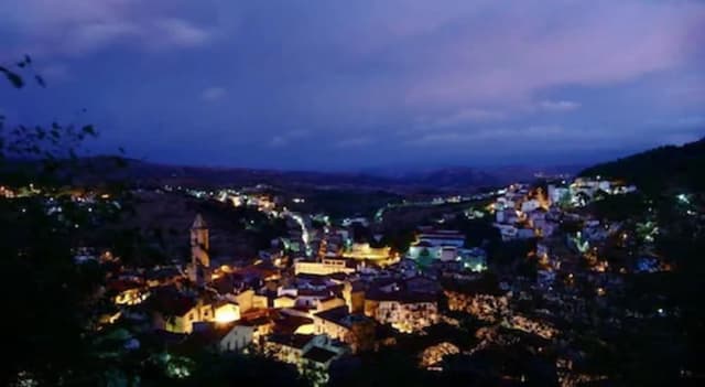 Superior Double Room, Terrace, Hill View (Jacuzzi)