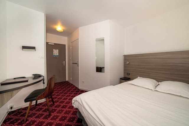 Double Room