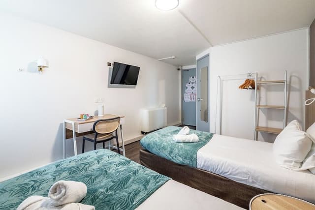 Classic Twin Room