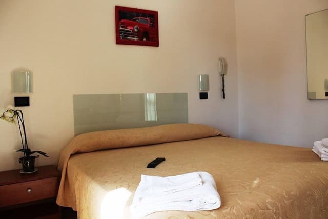 Basic Double or Twin Room, Balcony