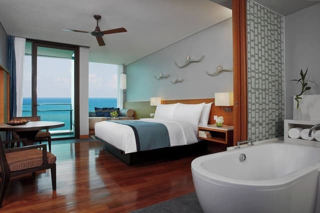 Room, 1 King Bed, Ocean View