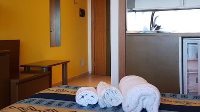 Studio, 1 Bedroom, Kitchenette