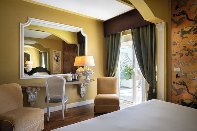 Deluxe Room, Terrace, Partial Sea View