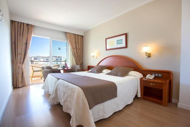 Double Room Pool Side / Side Sea View