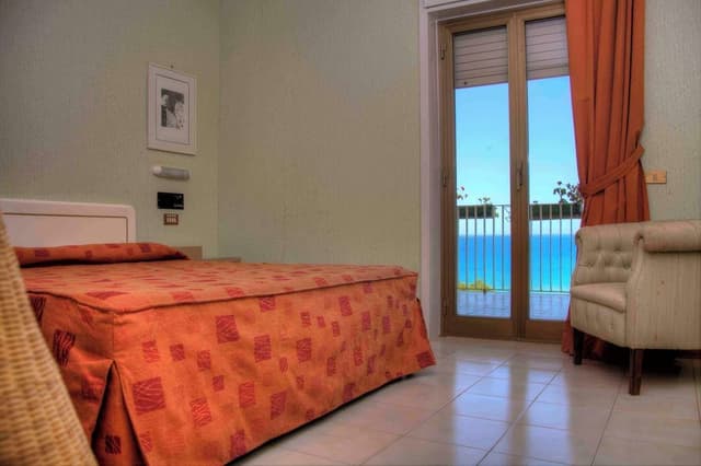 Standard Triple Room, 1 Bedroom, Balcony, Sea View