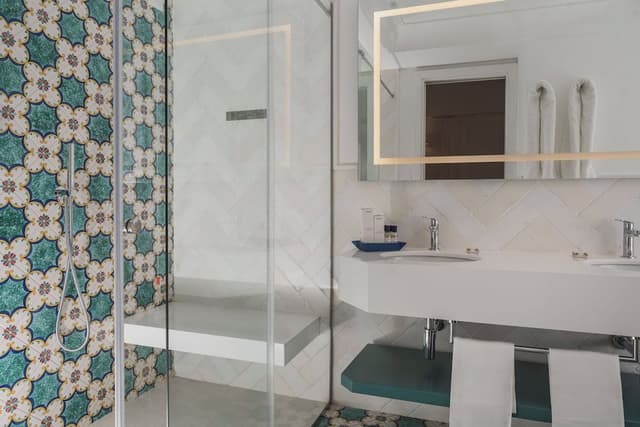 Exclusive Room