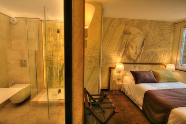 Double Room (Cathedral View)