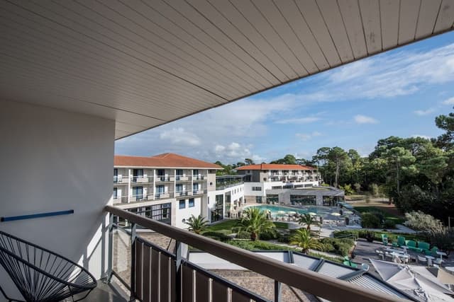 Chambre Double Exclusive, balcon, vue piscine