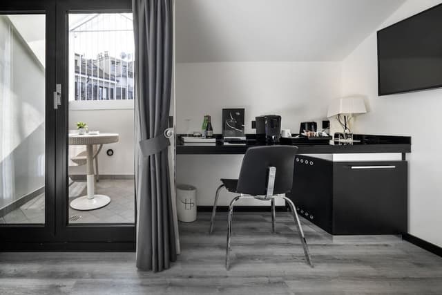 Classic Single Room