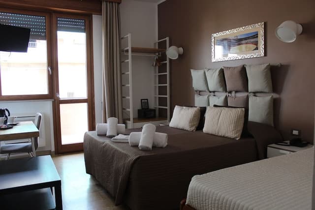 Triple Room
