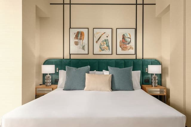 Deluxe Room (With Double bed)