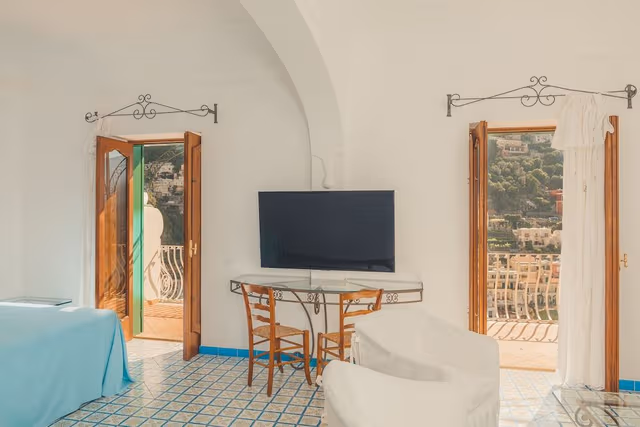 Deluxe Suite, Terrace, Sea View