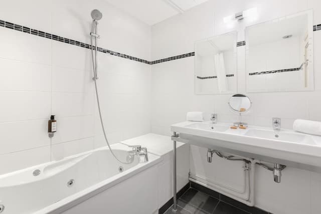 Deluxe Room, River View