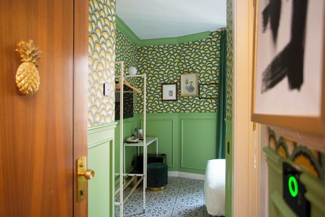 Single Room, City View