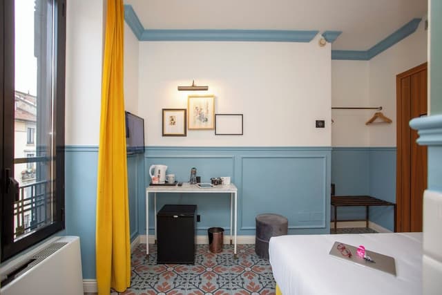 Single Room, City View