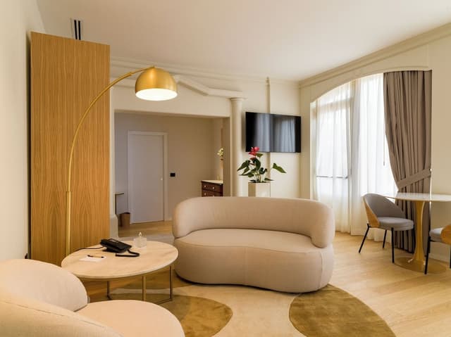 Suite