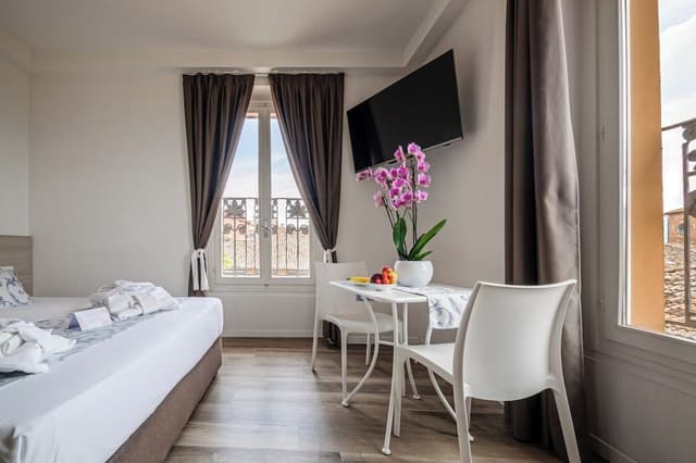 Comfort Double or Twin Room
