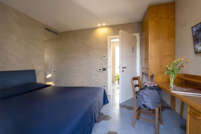 Design Room, 1 King Bed, Partial Sea View