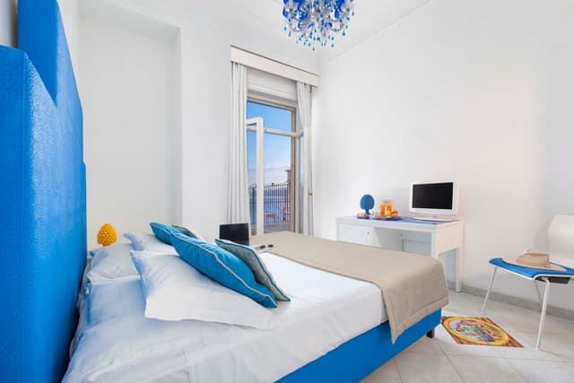 MAESTRALE - Double Room with Balcony, Terrace and Sea View