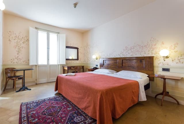 Comfort Double or Twin Room