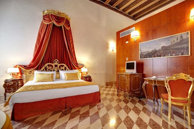 Royal Suite