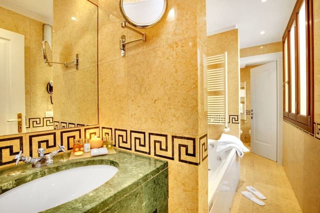 Royal Suite