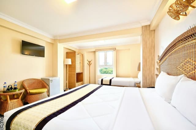 Executive Triple Room