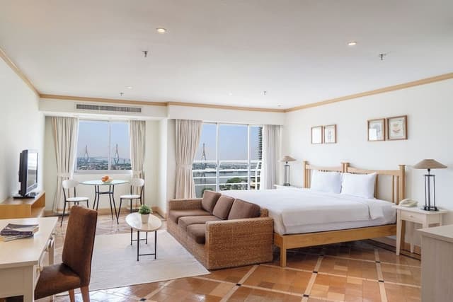Deluxe Studio, River View