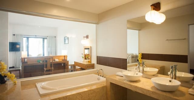 Deluxe Room, River View