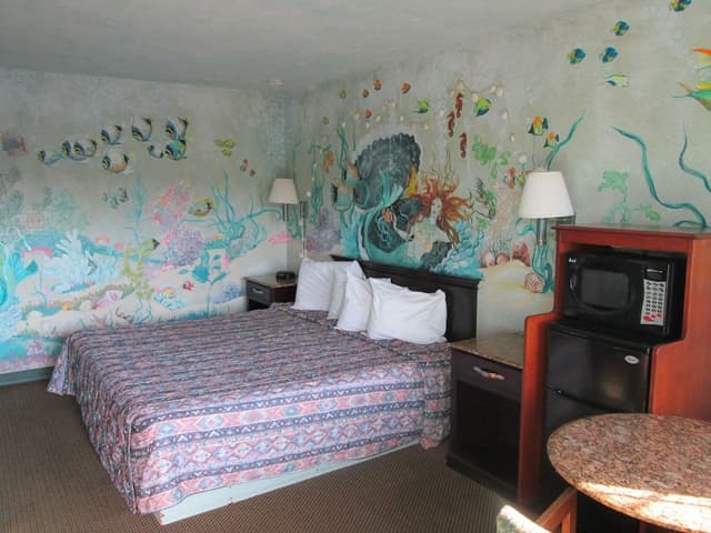 Premium Room, 1 King Bed, Smoking
