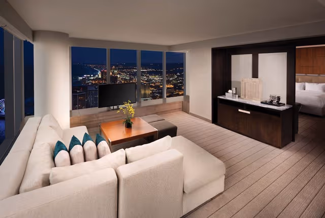 Suite, 1 King Bed